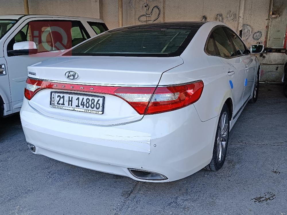هيونداي أزيرا